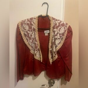 Vintage lace women’s blazer with shoulder pads